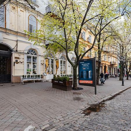 Новый Апартамент В Самом Центре Дерибасовской Odessa Zewnętrze zdjęcie